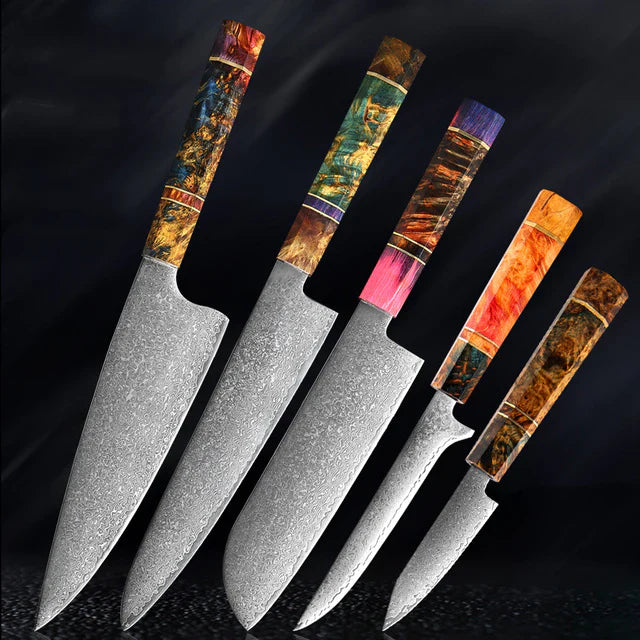 Couteau de cuisine japonais SAKUTO (久拓) en acier damassé avec manche octogonal coloré